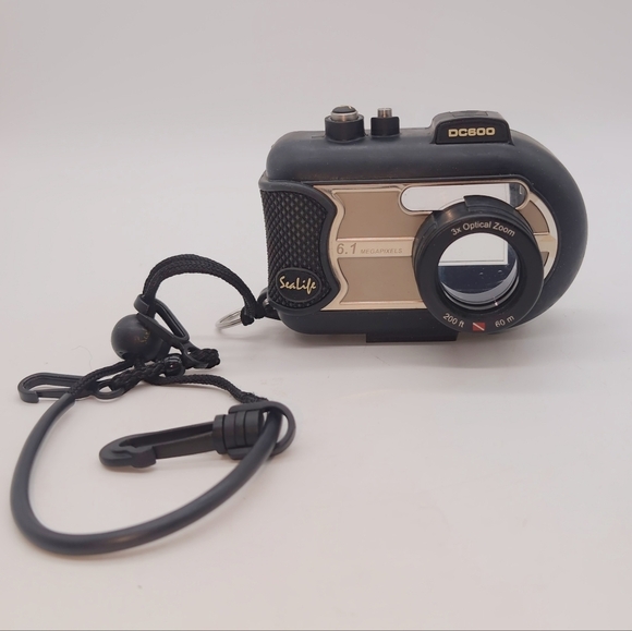 Sealife DC600 Black and Gold Dive Camera Housing NO CAMERA - Picture 2 of 8